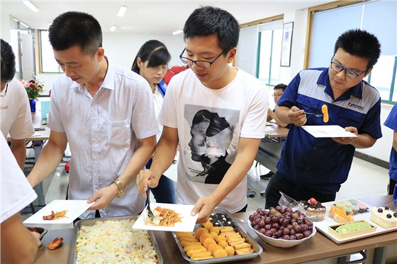 炎炎夏日，快來參加江蘇虎躍標(biāo)準(zhǔn)件有限公司冷餐交流會(huì)吧！ (10)